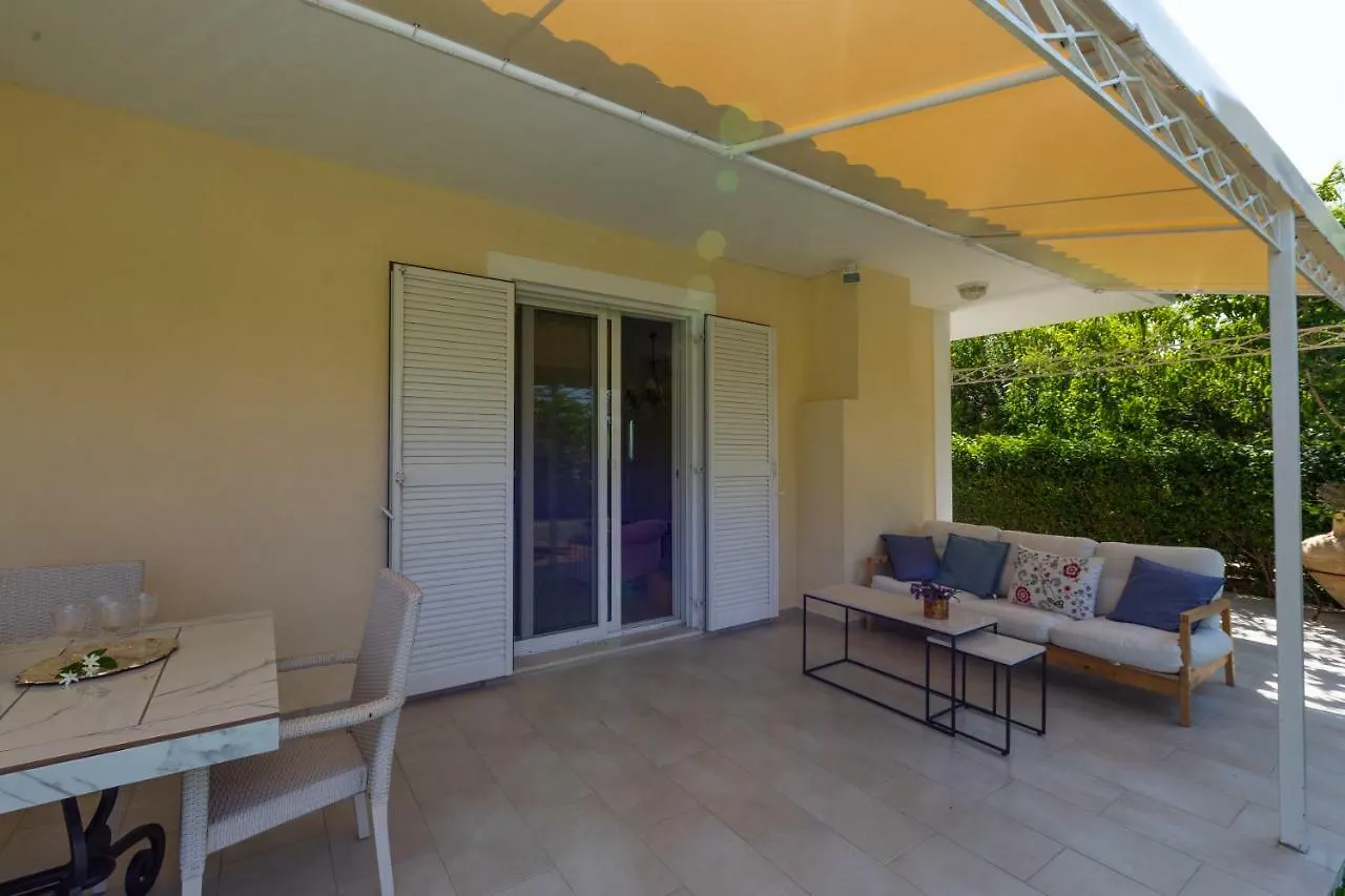 Villa Pelagia Svoronata Apartment
