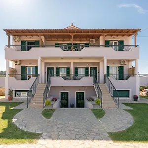  Apartment Spiros House